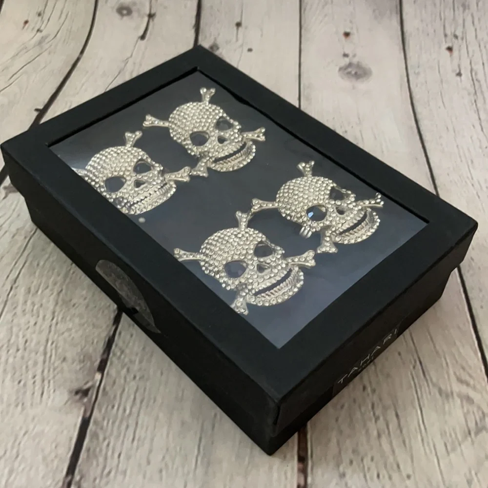 Tahari set four